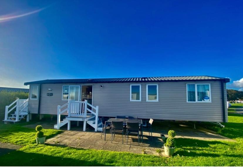 Caravan Church Farm Holiday Village パガム エクステリア 写真