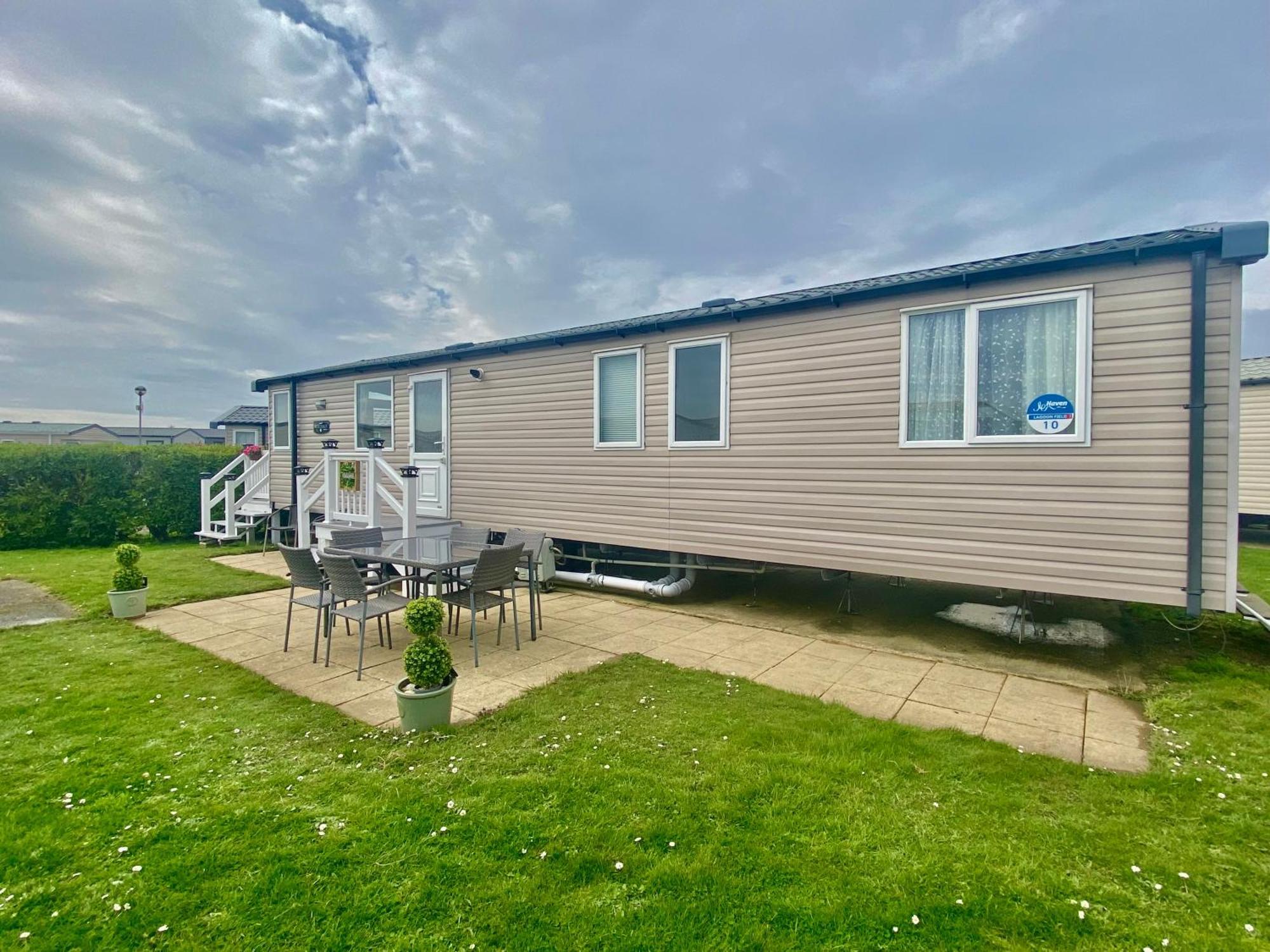 Caravan Church Farm Holiday Village パガム エクステリア 写真